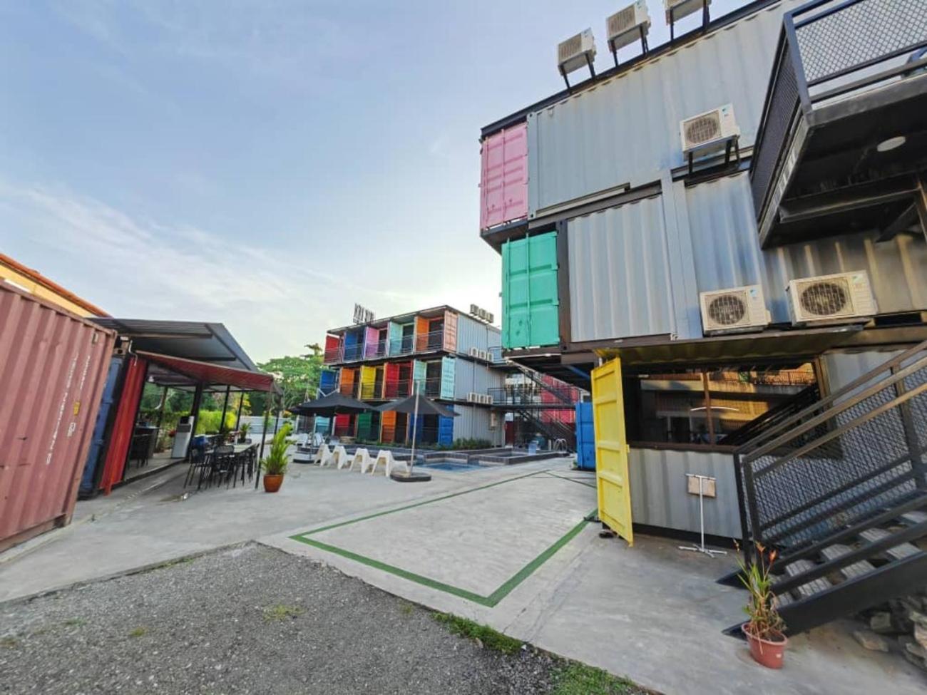 Boxinn The Kontena Home سيمبورنا المظهر الخارجي الصورة