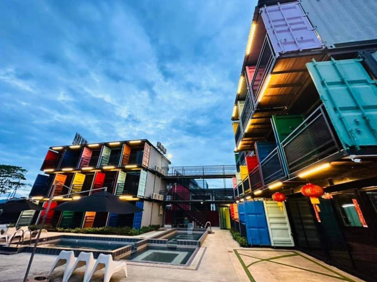 Boxinn The Kontena Home سيمبورنا المظهر الخارجي الصورة