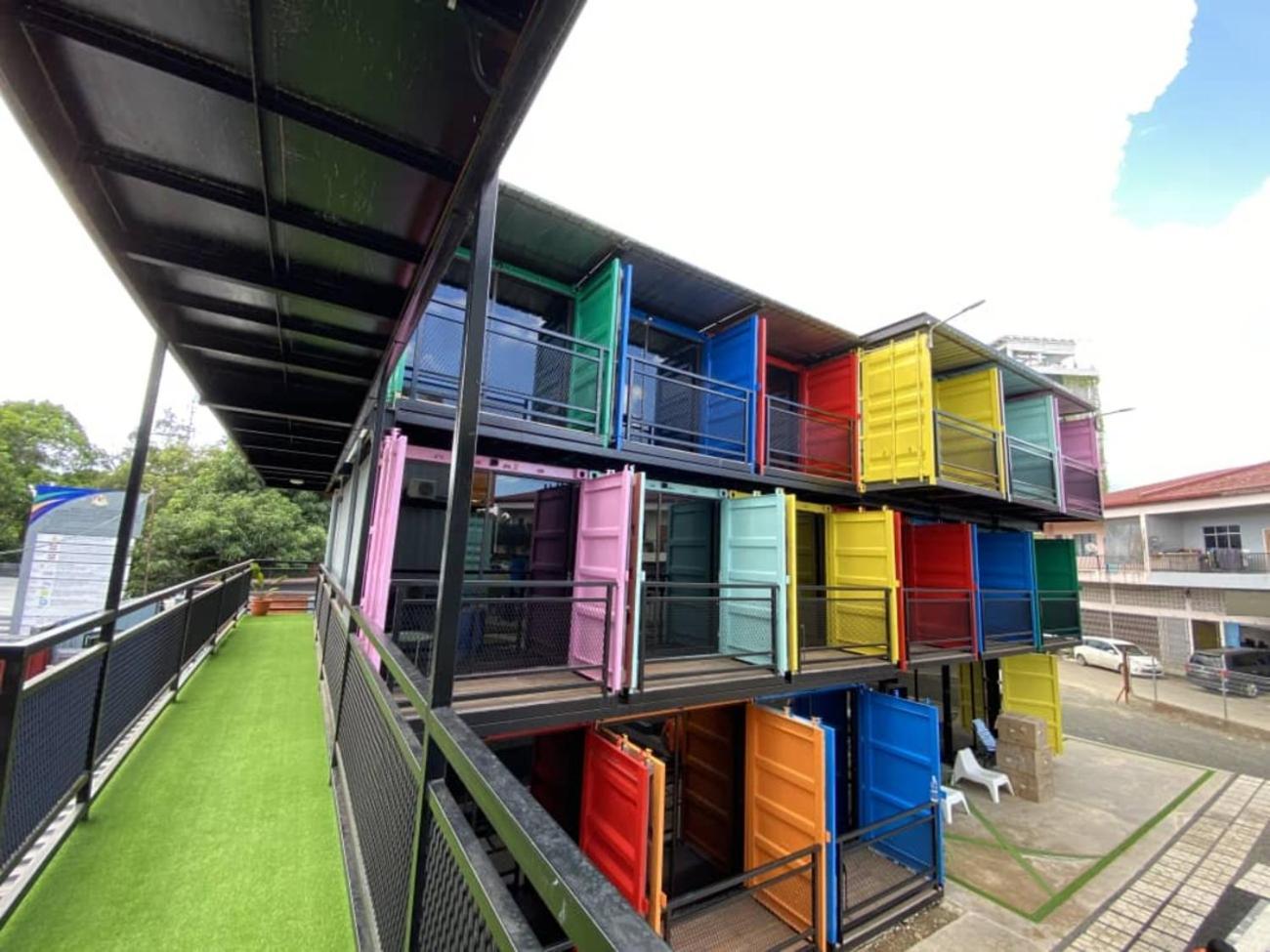 Boxinn The Kontena Home سيمبورنا المظهر الخارجي الصورة