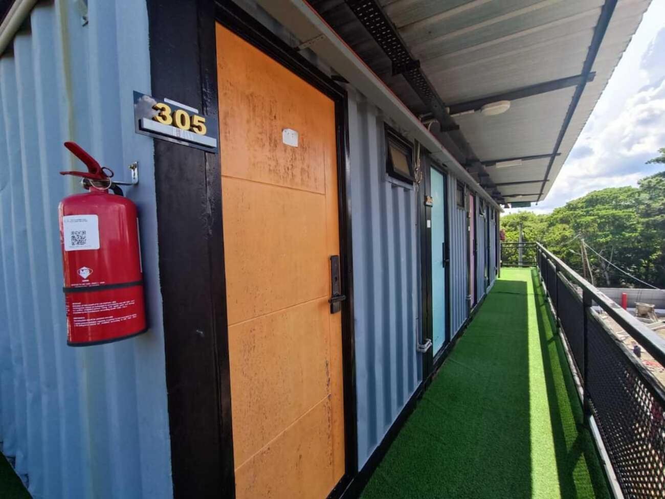 Boxinn The Kontena Home سيمبورنا المظهر الخارجي الصورة
