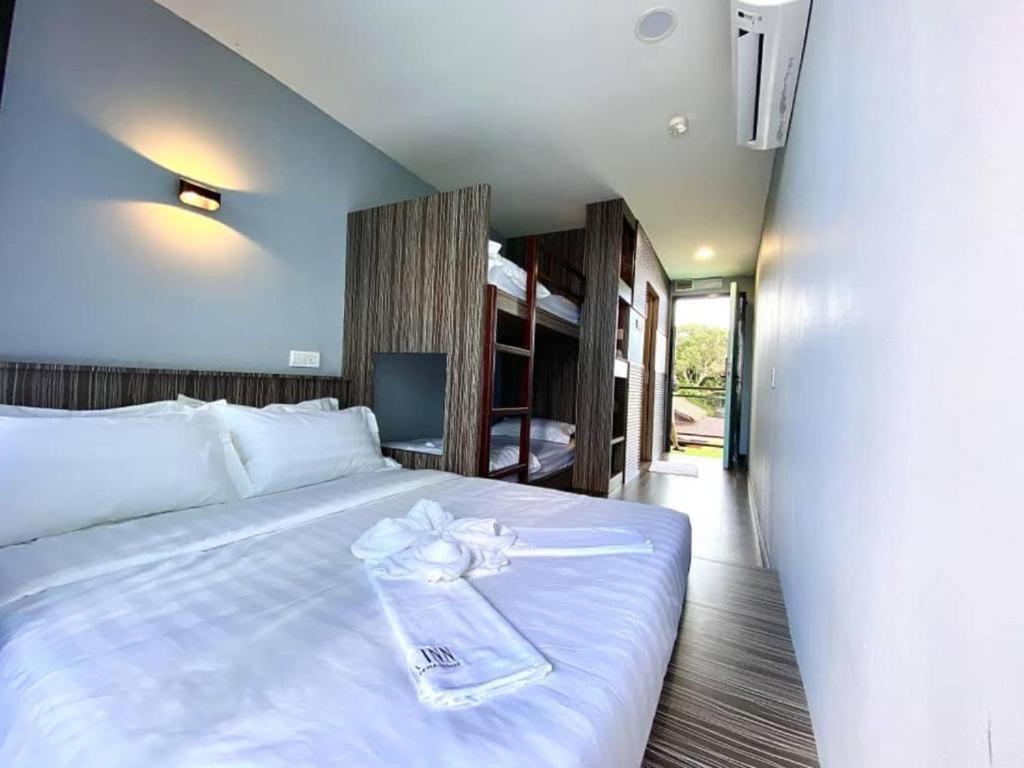 Boxinn The Kontena Home سيمبورنا المظهر الخارجي الصورة